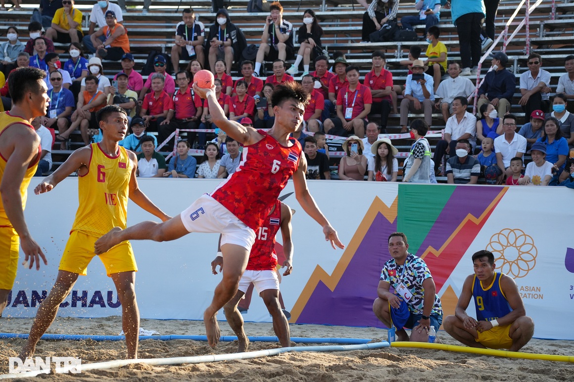 Bóng ném bãi biển Việt Nam bảo vệ thành công huy chương vàng SEA Games 31 - 4 Bóng ném bãi biển Việt Nam bảo vệ thành công huy chương vàng SEA Games 31 - 4