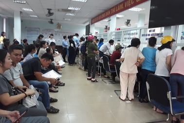 Hàng trăm hồ sơ của dân ùn ứ vì quyết định “kỳ lạ” của UBND tỉnh Đắk Lắk