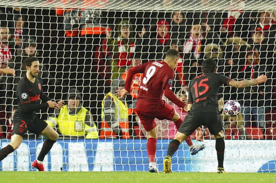 Liverpool 2-3 Atletico Madrid: Adrian mắc sai lầm khiến Liverpool bị loại - 7 Liverpool 2-3 Atletico Madrid: Adrian mắc sai lầm khiến Liverpool bị loại - 7