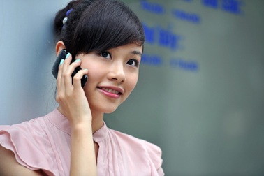 Nhà mạng chạy đua phổ cập “dịch vụ nhà giàu”