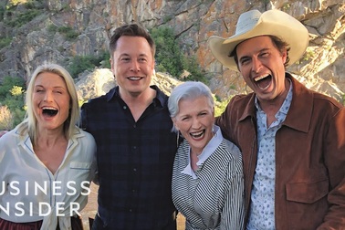 Hành trình làm mẹ đơn thân đáng ngưỡng mộ của Maye Musk