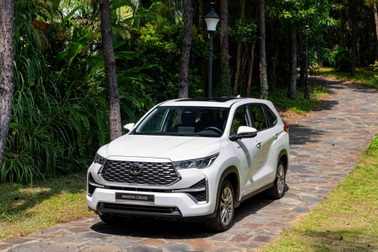 Chuẩn bị lắp ráp xe hybrid tại Việt Nam, Toyota toan tính điều gì?