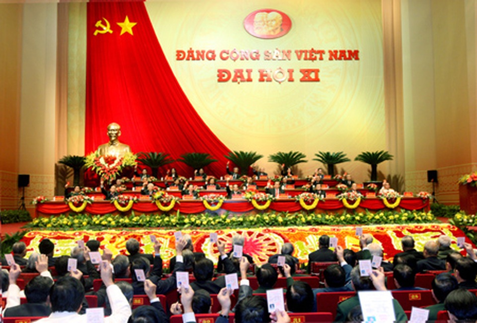 “Văn hóa không nhúc nhích” và “Ai bàn lùi, nhụt chí thì đứng sang một bên”! - 1 “Văn hóa không nhúc nhích” và “Ai bàn lùi, nhụt chí thì đứng sang một bên”! - 1
