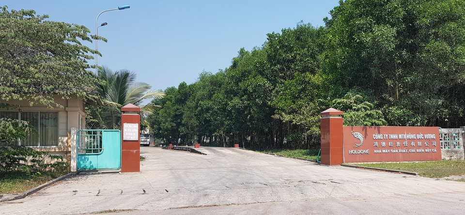 Nhà máy chế biến bột cá gây ô nhiễm khí thải bị yêu cầu dừng sản xuất - 2 Nhà máy chế biến bột cá gây ô nhiễm khí thải bị yêu cầu dừng sản xuất - 2