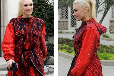 Ca sỹ U50 ăn vận sành điệu tới nhà thờ