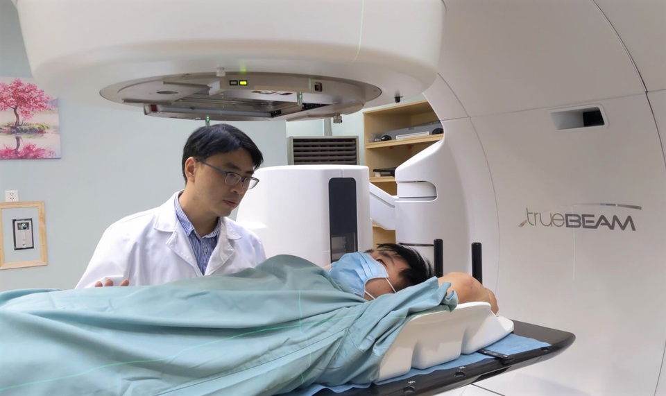Đột phá trong điều trị ung thư chuẩn quốc tế - 2 Đột phá trong điều trị ung thư chuẩn quốc tế - 2