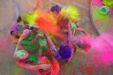 Rực rỡ những lễ hội mùa xuân