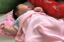 Bé gái ở TPHCM vừa sinh đã nặng 6,1kg: Bác sĩ tiết lộ nguyên nhân nguy hiểm