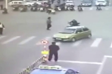 Thế nào là "xe điên"?