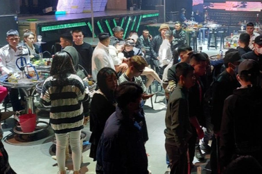 Cảnh sát đột kích bar 38 Night Club, phát hiện hàng chục người "phê" ma túy