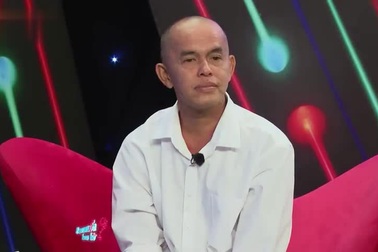 Con vừa đầy tháng, vợ bỏ đi không lý do theo bạn thân của chồng