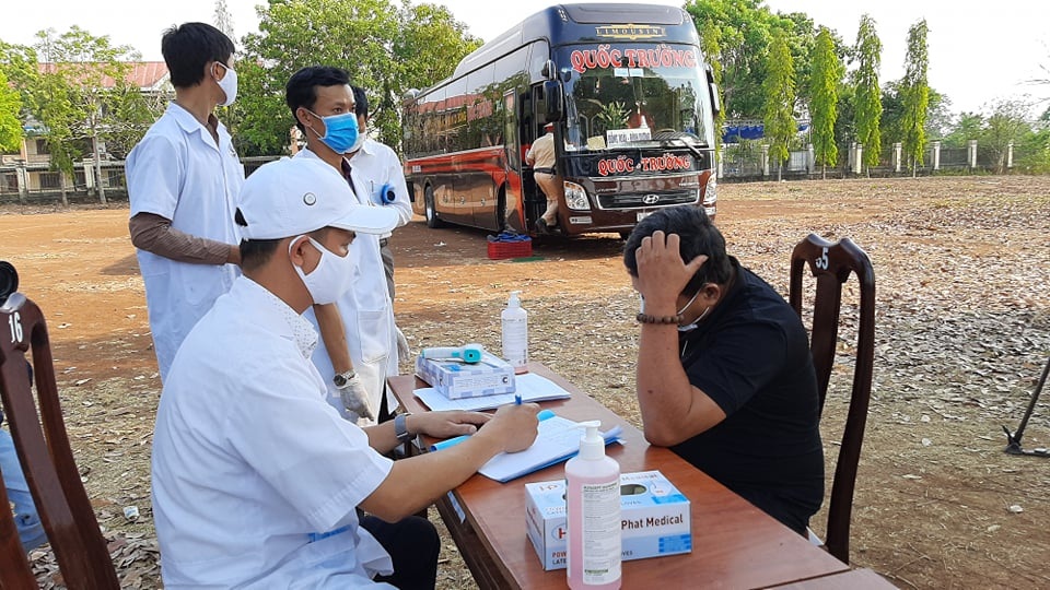 Đắk Lắk: Thống kê danh sách cán bộ, giáo viên du lịch tại Đà Nẵng từ 17/7 - 1 Đắk Lắk: Thống kê danh sách cán bộ, giáo viên du lịch tại Đà Nẵng từ 17/7 - 1