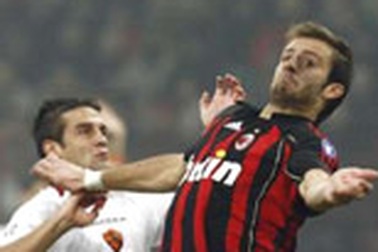 Milan sẽ "nối giáo" cho Lille?