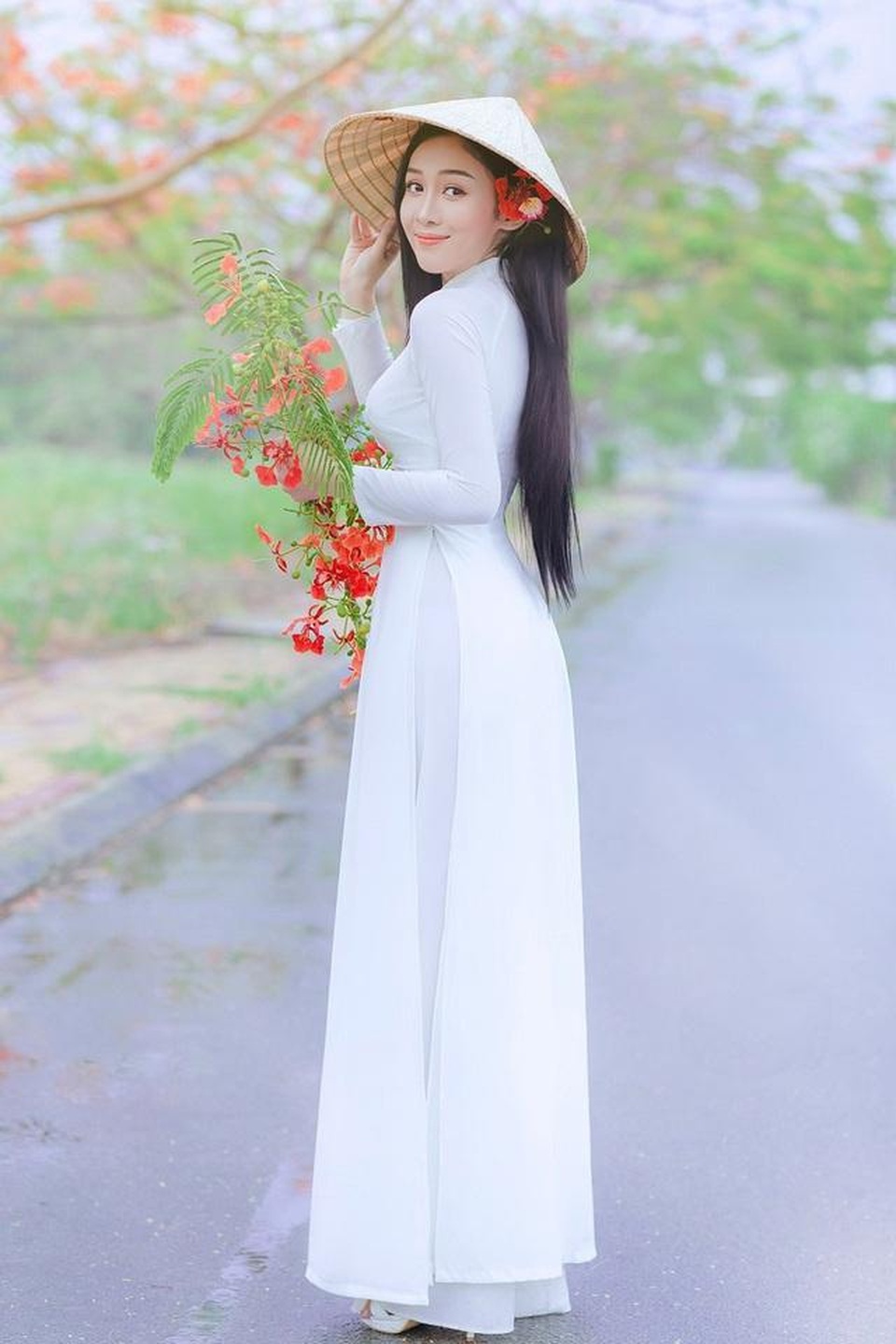 4 gương mặt nữ sinh tài sắc nổi bật của ĐH Công nghệ TP.HCM - 6 4 gương mặt nữ sinh tài sắc nổi bật của ĐH Công nghệ TP.HCM - 6