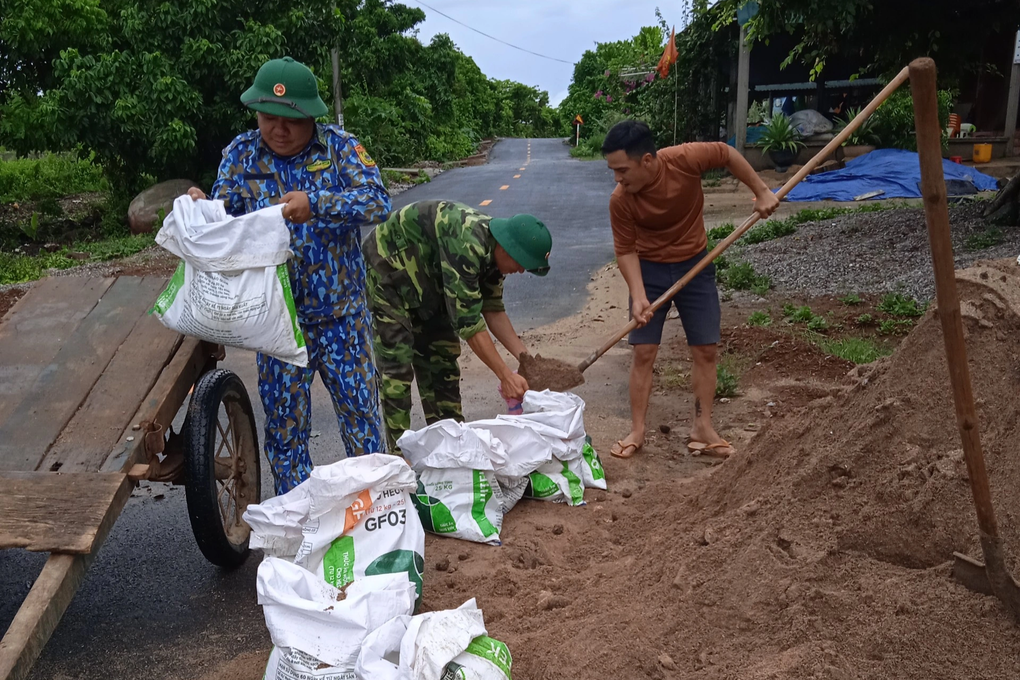 Sẵn sàng hầm trú ẩn để người dân tránh bão Noru - 3 Sẵn sàng hầm trú ẩn để người dân tránh bão Noru - 3