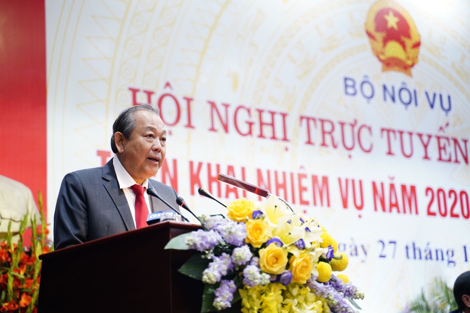 Phó Thủ tướng: Vây cánh trong công tác cán bộ làm thui chột động lực người giỏi - 1 Phó Thủ tướng: Vây cánh trong công tác cán bộ làm thui chột động lực người giỏi - 1