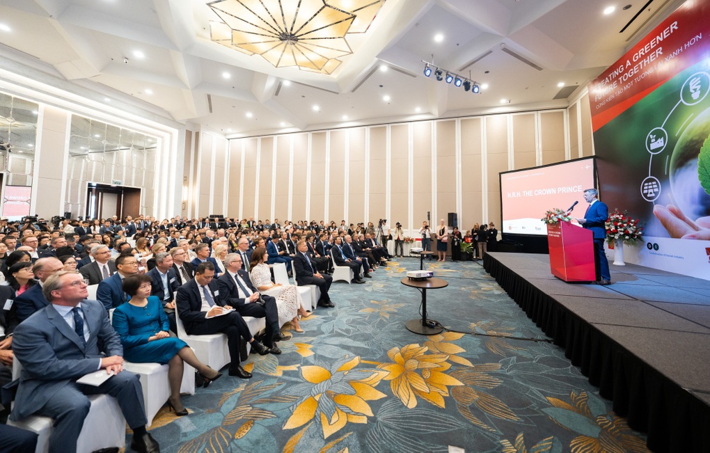 Hai ngày bận rộn của Thái tử và Công nương Đan Mạch tại Việt Nam - 5 Hai ngày bận rộn của Thái tử và Công nương Đan Mạch tại Việt Nam - 5