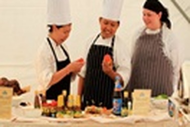 Thưởng thức “Hương vị Việt” tại Thị trấn PhinDeli