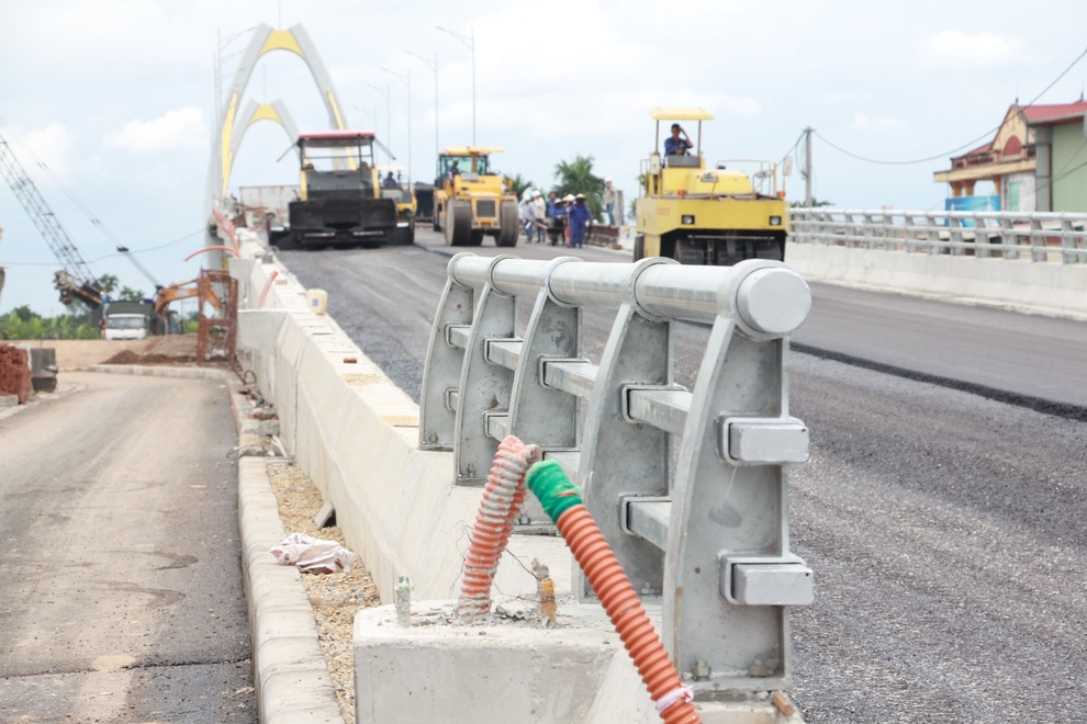 Ngắm cây cầu 400 tỷ đồng hình hạt gạo nối Hải Phòng - Hải Dương - 5 Ngắm cây cầu 400 tỷ đồng hình hạt gạo nối Hải Phòng - Hải Dương - 5