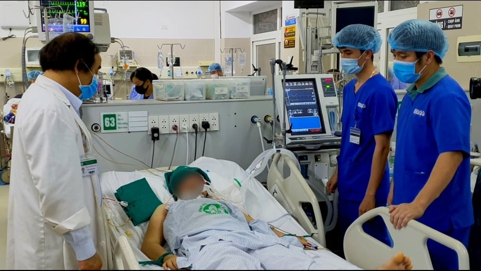 Tổn thương não, hôn mê vì sốc nhiệt, say nắng - 1 Tổn thương não, hôn mê vì sốc nhiệt, say nắng - 1