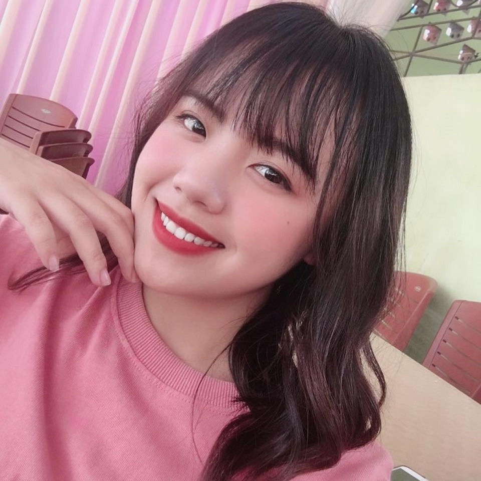 Cô gái bất ngờ nổi tiếng với danh xưng chị tổng đài - 3 Cô gái bất ngờ nổi tiếng với danh xưng chị tổng đài - 3