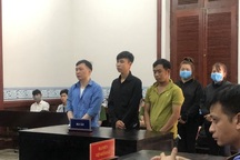 Hai phụ nữ bị nhóm cho vay nặng lãi cướp tài sản