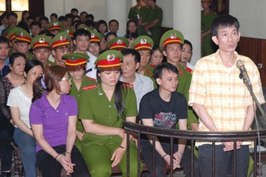 Phúc thẩm “chợ” ma túy Thanh Nhàn phần 2