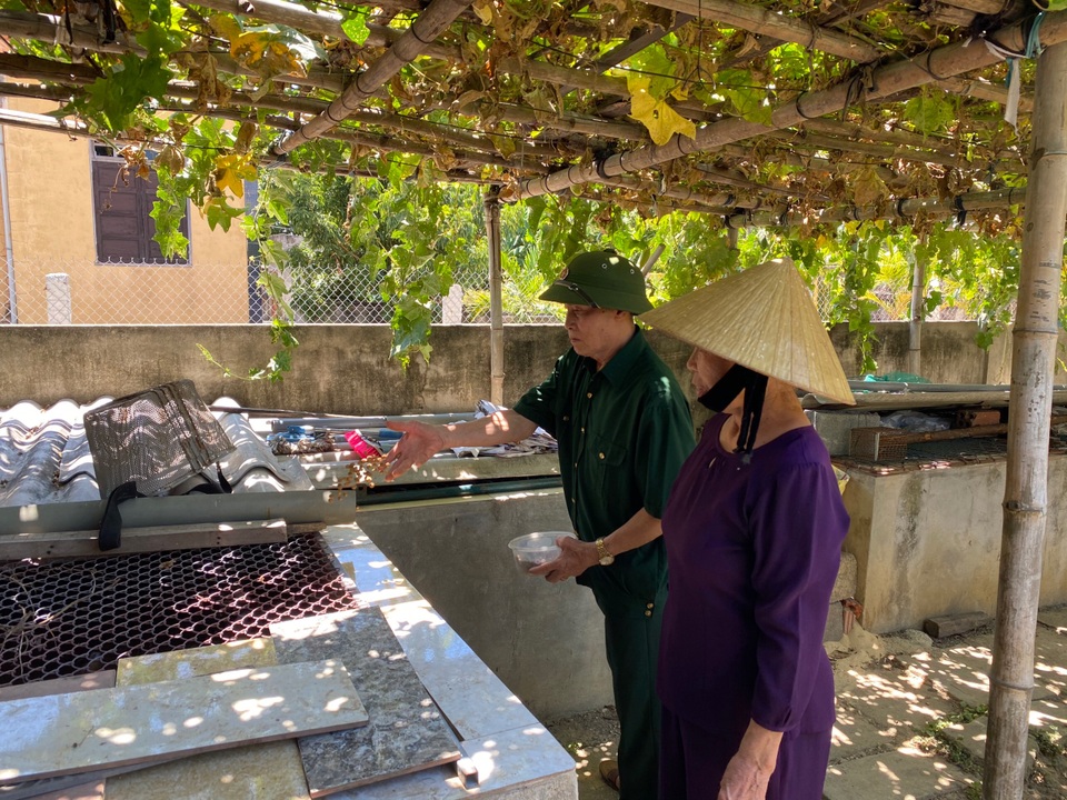Thương binh hạng 1/4 làm giàu từ nuôi cá, thu lãi 100 triệu đồng/năm - 7 Thương binh hạng 1/4 làm giàu từ nuôi cá, thu lãi 100 triệu đồng/năm - 7