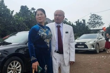 Đám cưới gây xôn xao của cụ ông 75 tuổi, có hơn 20 cháu, chắt