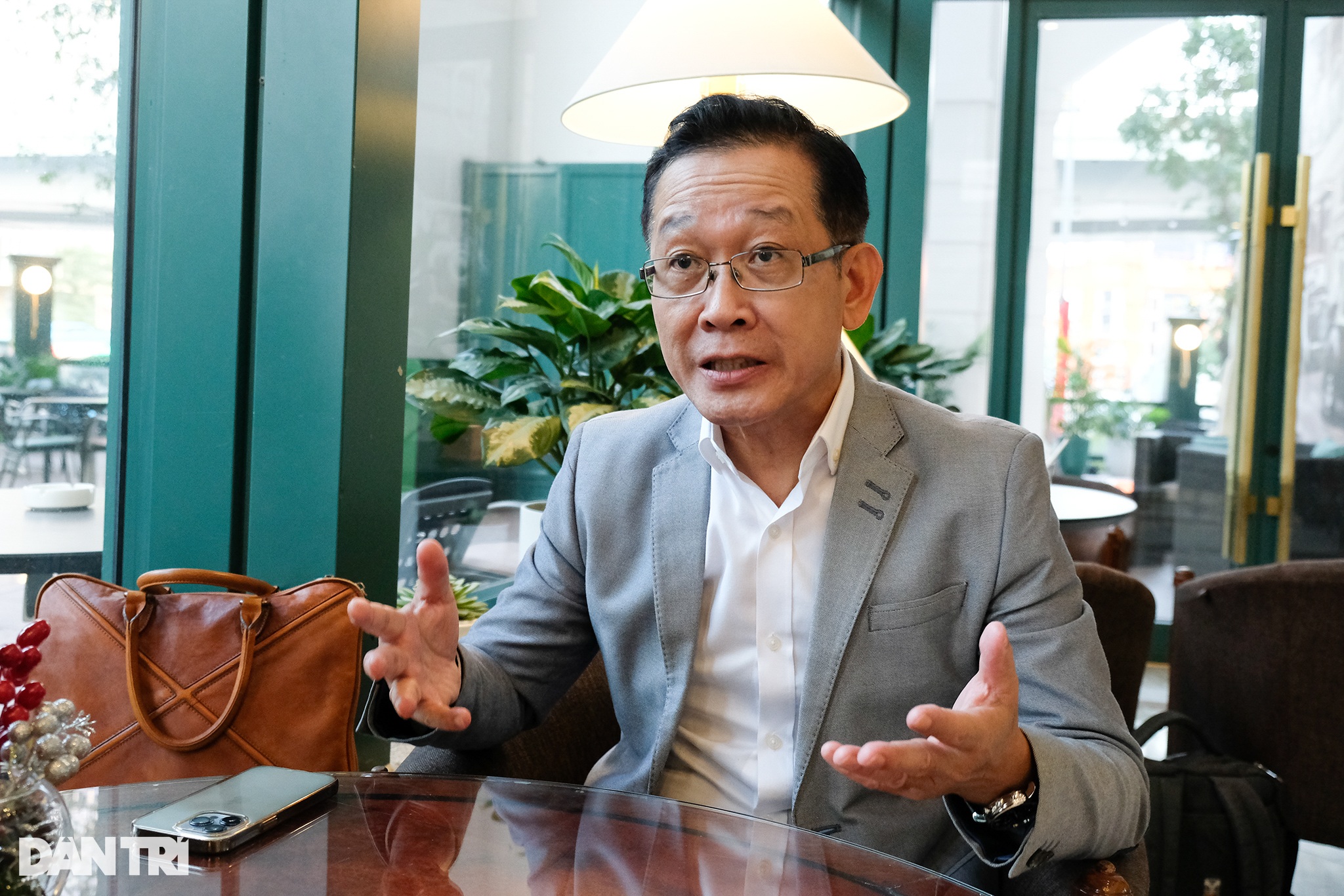 Sếp Dragon Capital Việt Nam hé lộ sự khác nhau người giàu Việt và Thụy Sĩ - 2 Sếp Dragon Capital Việt Nam hé lộ sự khác nhau người giàu Việt và Thụy Sĩ - 2