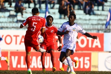 Hạ Đồng Nai, QNK Quảng Nam có chiến thắng đầu tay