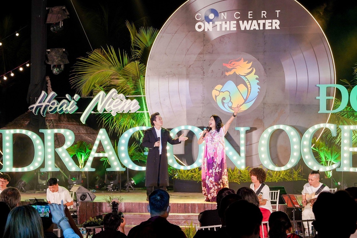 Tùng Dương phiêu cùng đêm nhạc Hoài niệm tại Dragon Beach Đồ Sơn - 6 Tùng Dương phiêu cùng đêm nhạc Hoài niệm tại Dragon Beach Đồ Sơn - 6