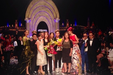 “Chàng trai phụ hồ” Lý Giám Tiền đăng quang Nhà thiết kế Việt Nam 