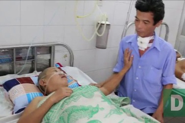 Chồng ung thư chăm vợ tai biến