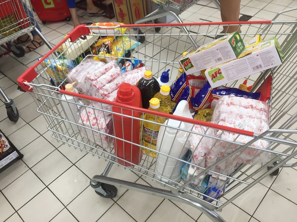 Hàng hóa ở nhiều thành phố lớn vẫn dồi dào, người dân không cần tích trữ - 4 Hàng hóa ở nhiều thành phố lớn vẫn dồi dào, người dân không cần tích trữ - 4