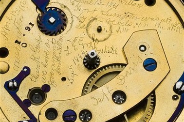 Thông điệp bí mật bên trong đồng hồ của Abraham Lincoln