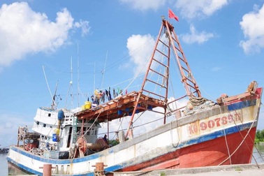 1 ngư dân bị bắn chết khi đang đánh bắt trên biển