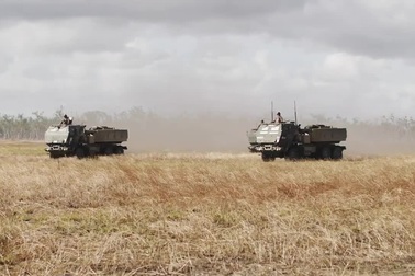 Dàn hỏa lực “mưa thép” của Mỹ dội “bão lửa” trong tập trận chung với Australia