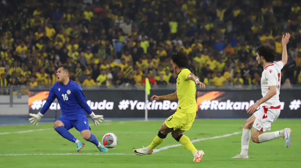 Báo Đông Nam Á: Đội tuyển Việt Nam vẫn là số một khu vực - 2