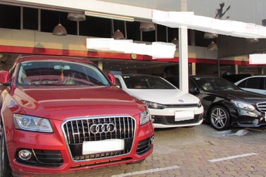 Kinh doanh xe cũ “ngấm đòn” cuộc chiến giảm giá xe mới