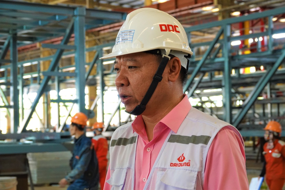 Công nhân làm xuyên Tết: Nói không nhớ nhà là nói dối - 3 Công nhân làm xuyên Tết: Nói không nhớ nhà là nói dối - 3