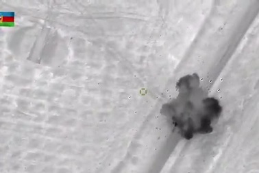 Azerbaijan "tung" video tấn công đơn vị quân sự Armenia