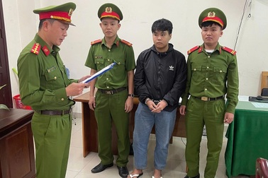 30 đối tượng mang dao phóng lợn, "bom xăng" đến Hội An giải quyết mâu thuẫn