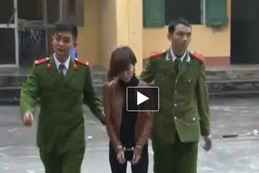 Thiếu nữ cũng tham gia cướp xe ôm