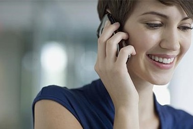 Có tính cước phí nghe âm báo “Không ra khỏi nhà khi không thật cần thiết!”?