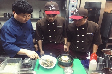 DonChicken Hanoi – Hội thảo “Cơ hội đầu tư kinh doanh nhượng quyền thương mại”