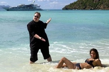 Cuộc sống xa hoa của nhà sáng lập Megaupload