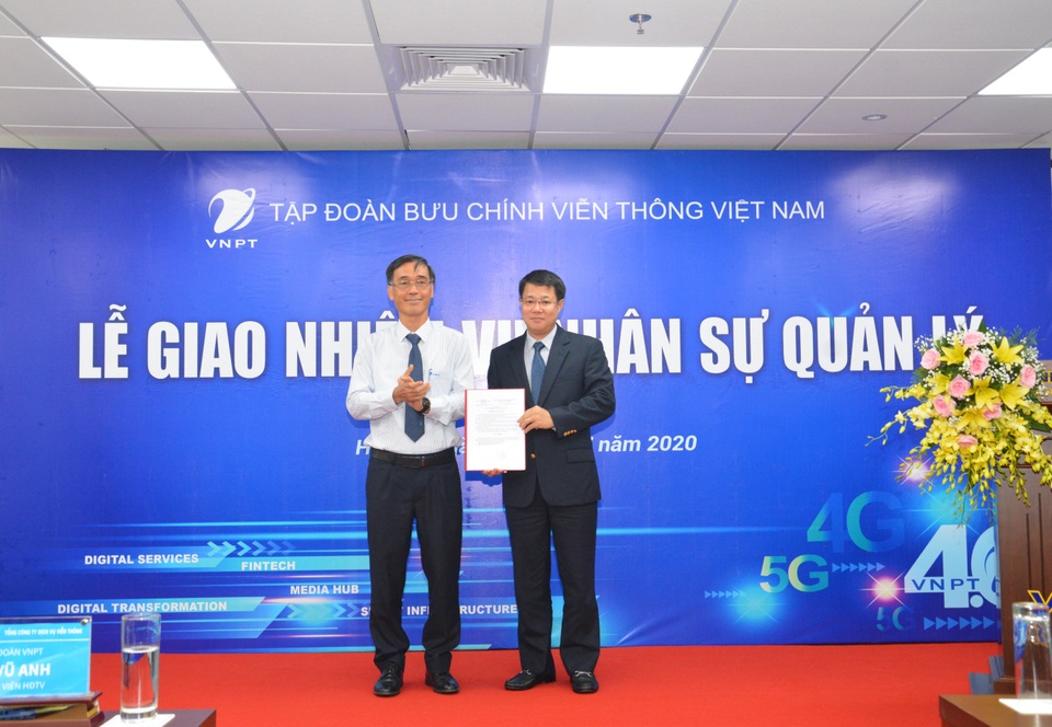 Ông Nguyễn Trường Giang được giao quyền Tổng giám đốc VinaPhone - 1 Ông Nguyễn Trường Giang được giao quyền Tổng giám đốc VinaPhone - 1
