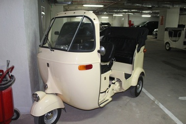 Tận mắt chiêm ngưỡng những “siêu xe” cổ trả nghìn đô không bán