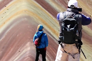 Ngọn núi bảy sắc cầu vồng khiến cộng đồng phượt phát cuồng